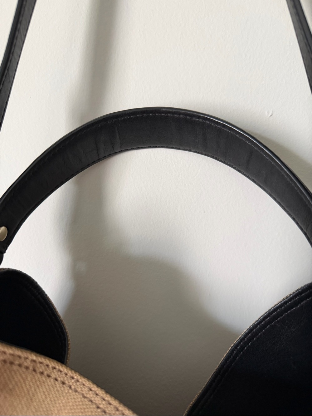 Authentic Burberry Ashby hobo canvas black leather. Tags and dust bag. - Picture 5 of 10